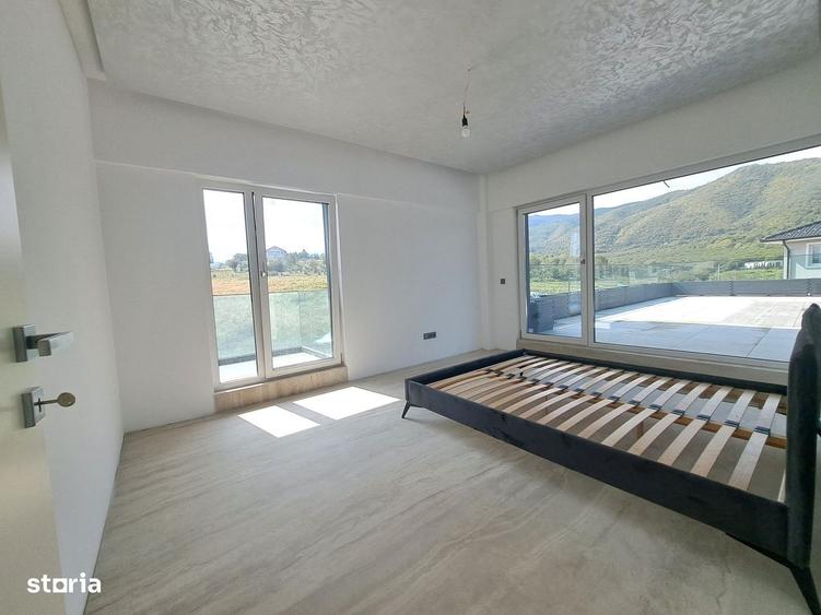 Casă cu 4 camere în Cisnădioara