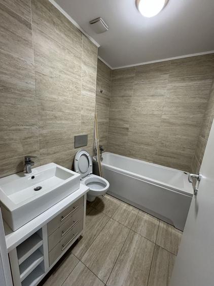 Apartament cu 2 camere decomandat în Tunari