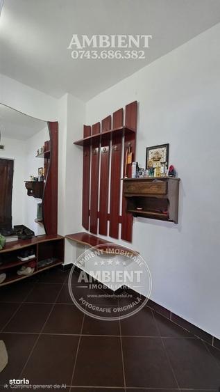 Apartament cu 3 camere decomandat în Est