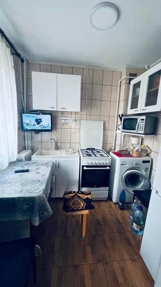 Apartament cu 2 camere semidecomandat, mobilat în Blaj