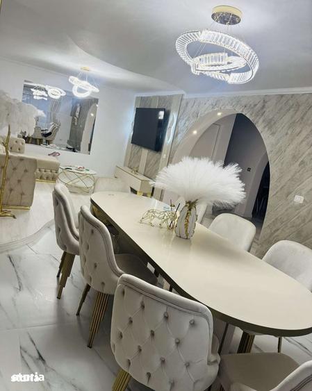 Casă cu 5 camere cu Teren 300 Mp în Codlea