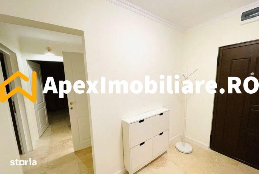 Apartament cu 3 camere decomandat în Titan