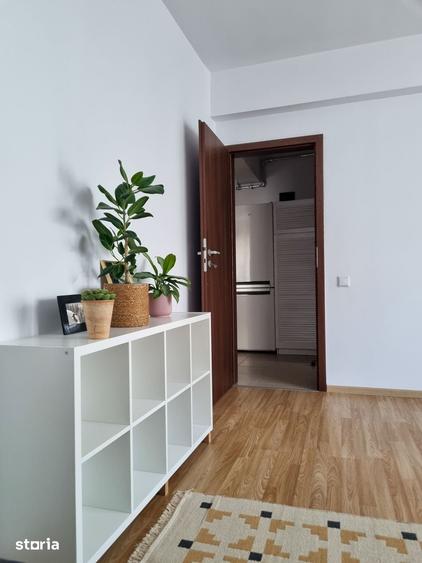 Apartament cu 2 camere decomandat, mobilat în Central