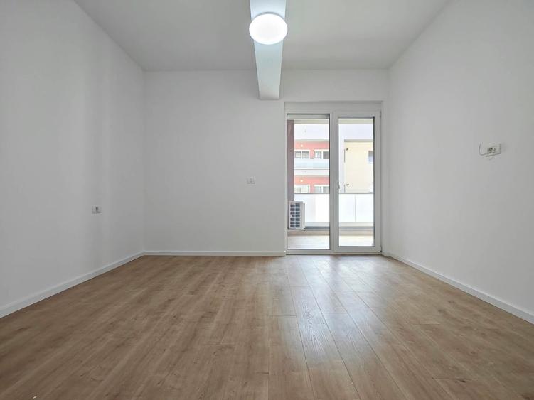 Apartament cu 3 camere, mobilat în Aradului