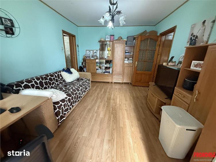 Apartament cu 2 camere semidecomandat în Gară