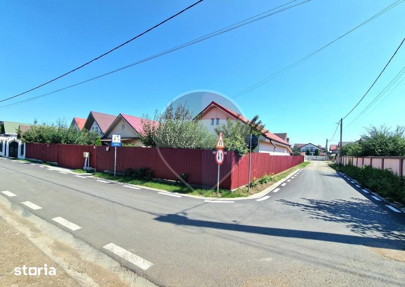 Teren de 1800 mp, în Sărata