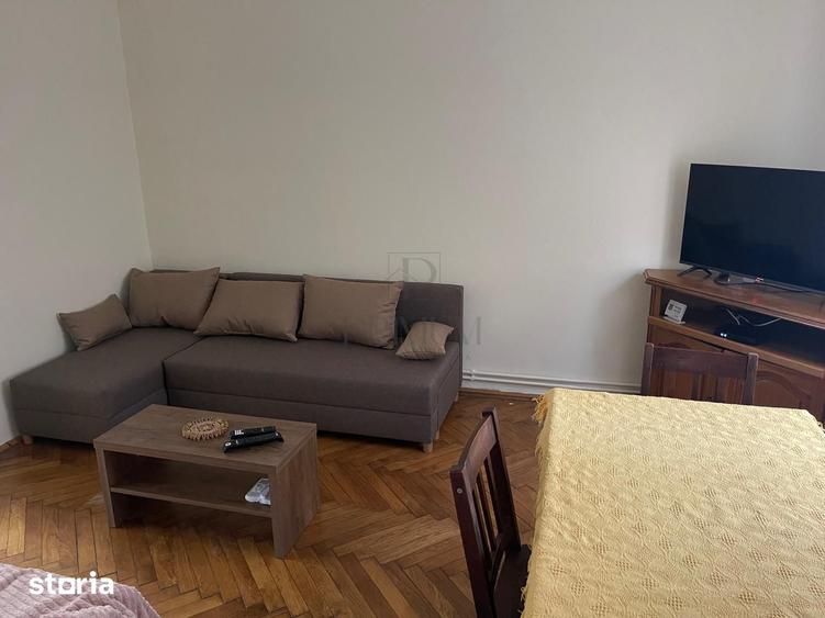 Apartament cu 3 camere decomandat în Medicină