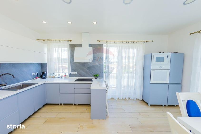 Apartament cu 4 camere în Central