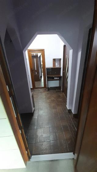 Apartament cu 2 camere decomandat în Govândari