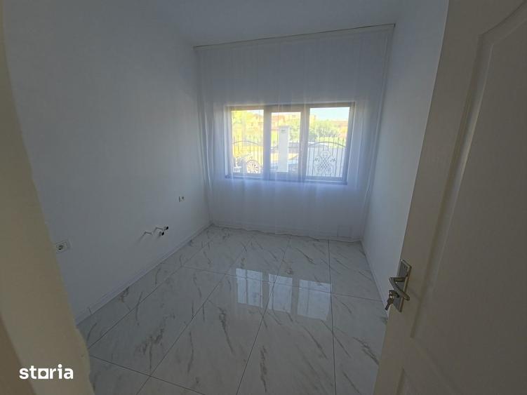 Casă cu 4 camere cu Teren 162 Mp în Central