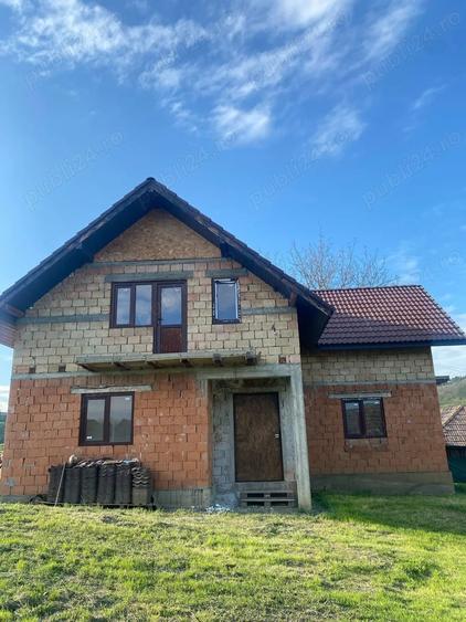 Casă cu Teren 35 Mp în Grebenișu de Câmpie