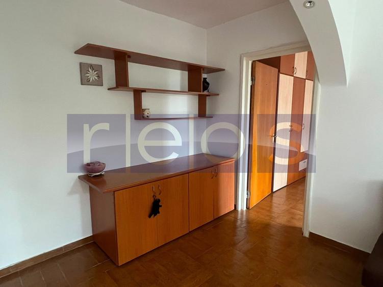 Apartament cu 2 camere semidecomandat în Ozana