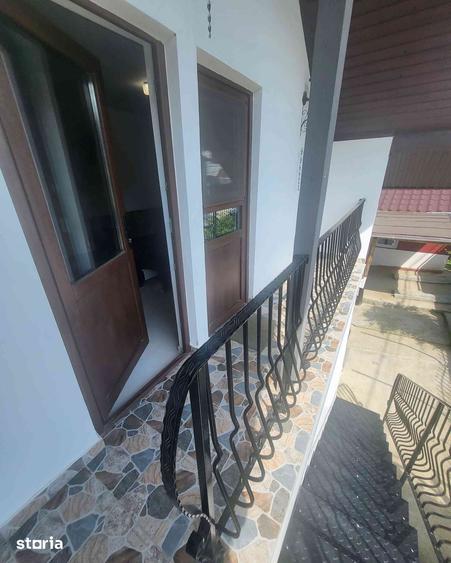Casă cu 5 camere cu Teren 1200 Mp în Sohodol