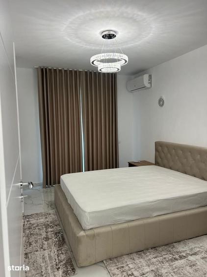 Apartament cu 2 camere decomandat în Universitate