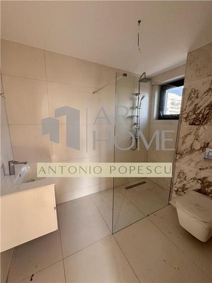 Apartament cu 3 camere decomandat în Albert