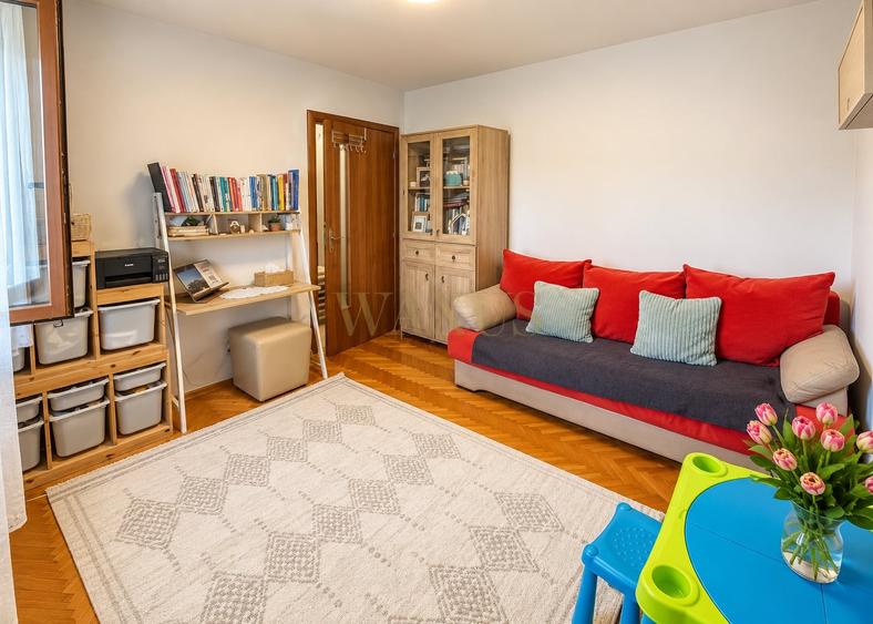 Apartament cu 2 camere semidecomandat, mobilat în Gheorgheni