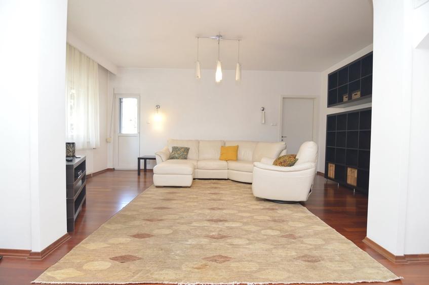 Apartament cu 2 camere în Dorobanți