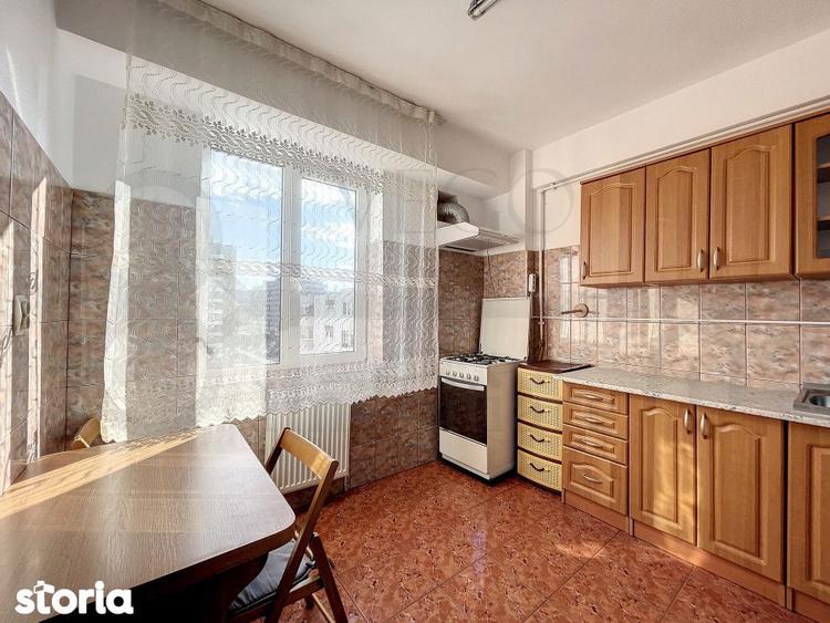 Garsonieră decomandată în Între Lacuri