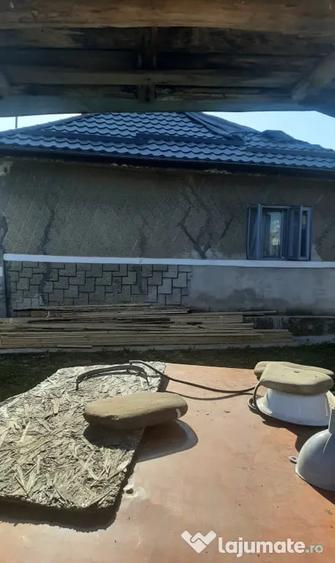 Casă cu 3 camere în Vărbila