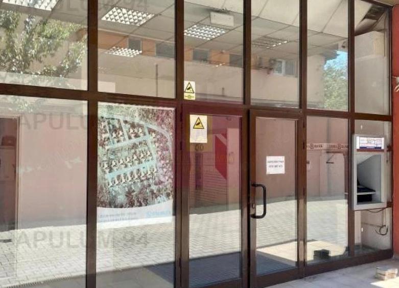 Spațiu comercial, de 9,000 mp, în Vatra Luminoasă