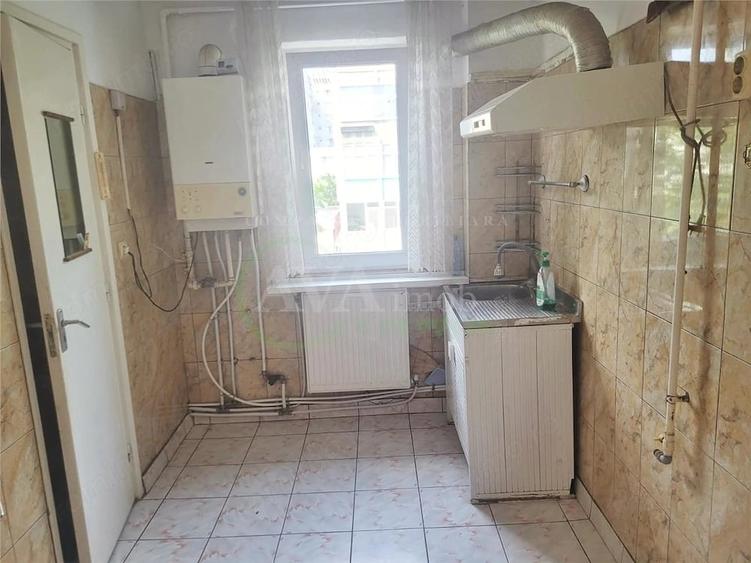 Apartament 2 camere semideomandat, zona Cornisa Bistritei - 6