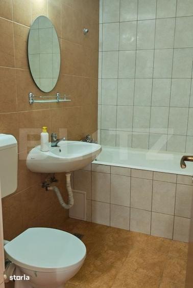 Apartament cu 3 camere decomandat în Decebal