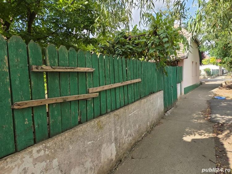 Casă cu 2 camere cu Teren 380 Mp în Tomnatic
