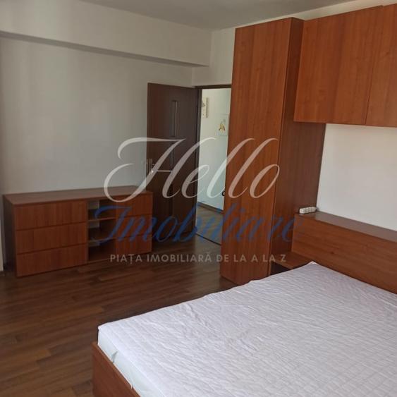 Apartament cu 3 camere, mobilat în Florești