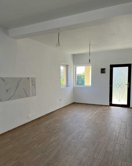 Casă cu 4 camere în Vest