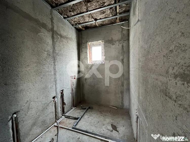 Casă cu 3 camere cu Teren 275 Mp în Crevedia