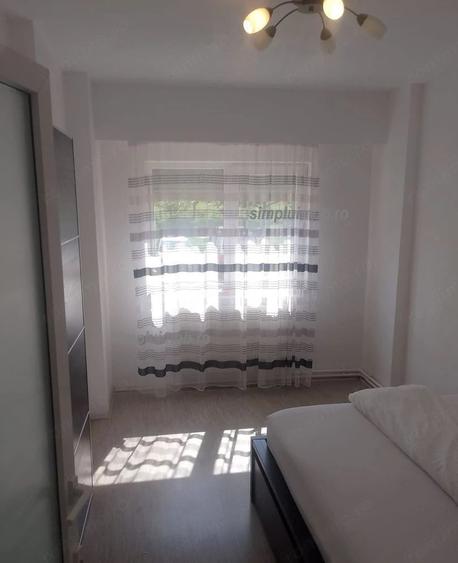 Apartament cu 3 camere decomandat în Crângași