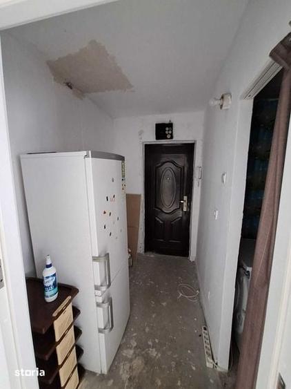 Se vinde garsoniera la etaj intermediar in cartierul Traian - 3
