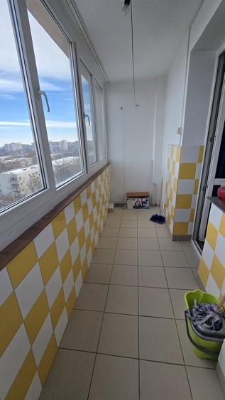 Garsonieră decomandată, mobilată în Titan