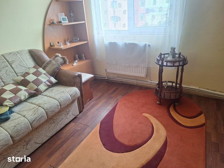 Apartament cu 3 camere decomandat în Ultracentral