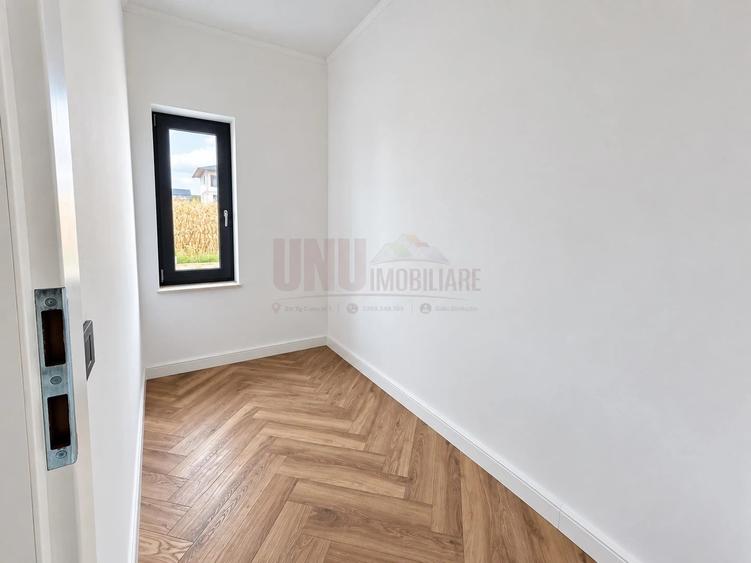 Casă individuală cu 4 camere cu Teren 450 Mp în Central
