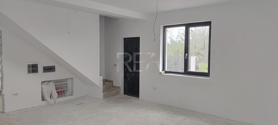 Casă individuală cu 4 camere cu Teren 362 Mp în Clinceni