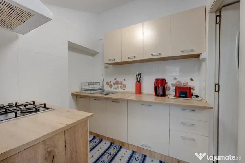 Apartament cu 3 camere decomandat în Unirii
