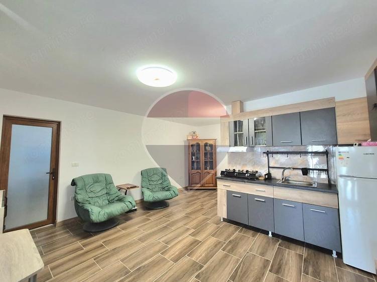 Apartament cu 2 camere semidecomandat în Bujac