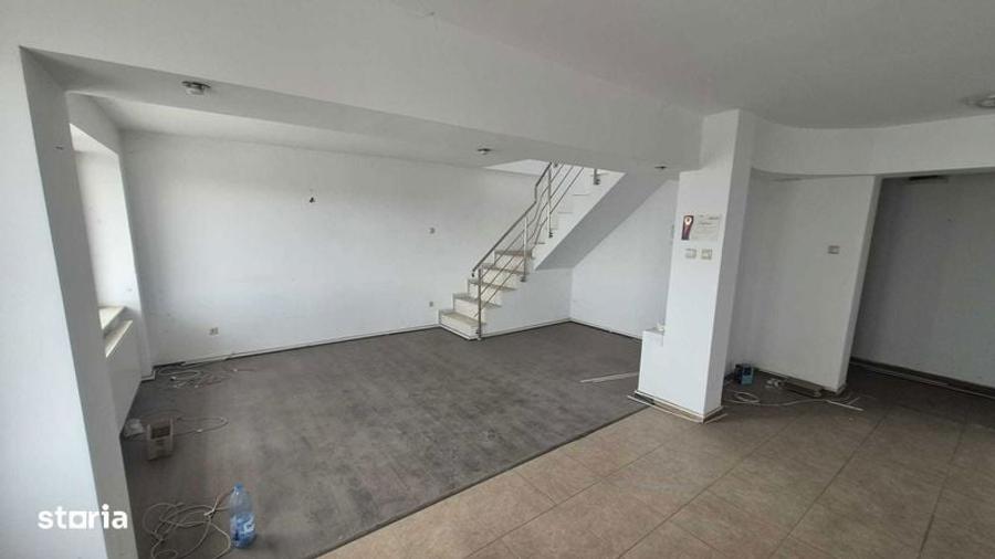Apartament cu 4 camere în Brazda lui Novac