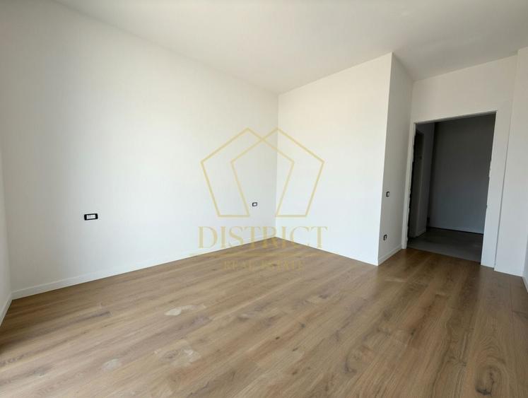 Apartament cu 3 camere decomandat în Mehala