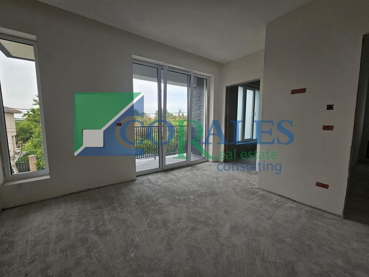 Duplex cu 5 camere cu Canalizare în Girocului