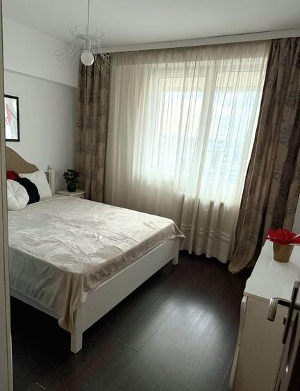 Apartament cu 3 camere decomandat în Brâncoveanu