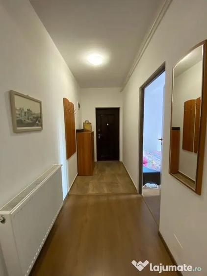 Apartament cu 2 camere decomandat în Florești