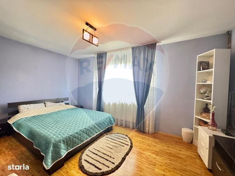 Casa / Vila cu 5 camere de vanzare - 14