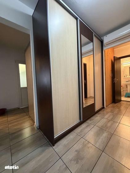 Apartament cu 4 camere în Rahova