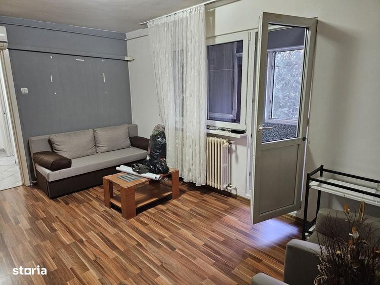 Apartament cu 3 camere în Militari