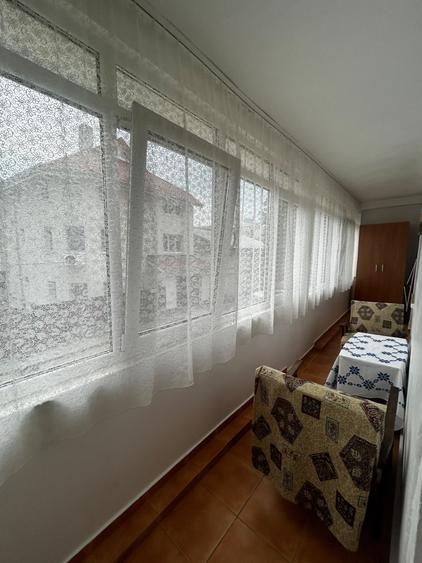 Apartament cu 2 camere, mobilat în 9 Mai