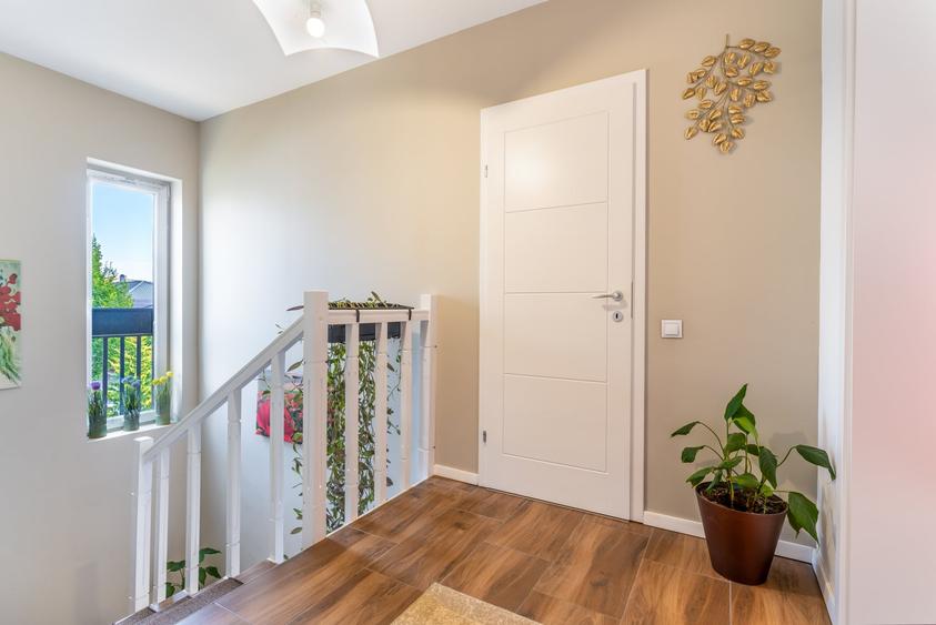 Duplex cu 5 camere cu Canalizare în Florești