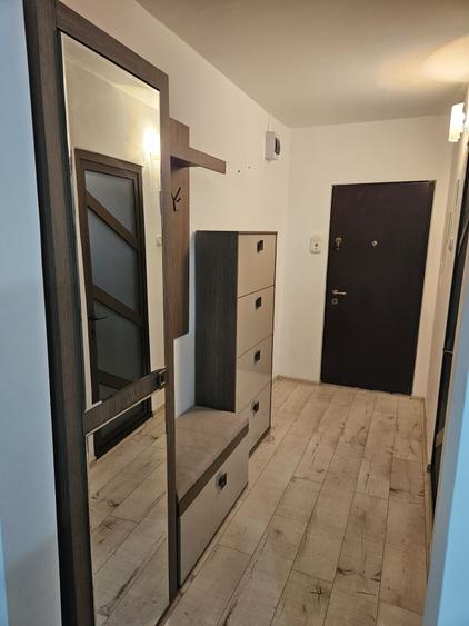Apartament cu 2 camere decomandat în Exterior Vest