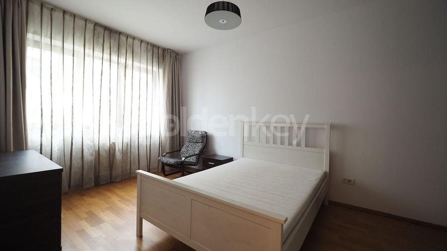 Apartament cu 3 camere semidecomandat, mobilat în Herăstrău